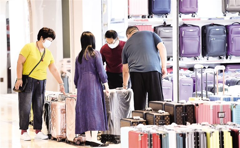 白溝新城 凝聚“新”力量，打造服裝服飾零售高質(zhì)量發(fā)展新場(chǎng)景